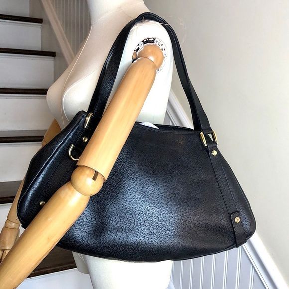 Gucci Handbags - GUCCI Abbey D Ring Black Leather Shoulder Bag Tote Vintage Authentic Pristine